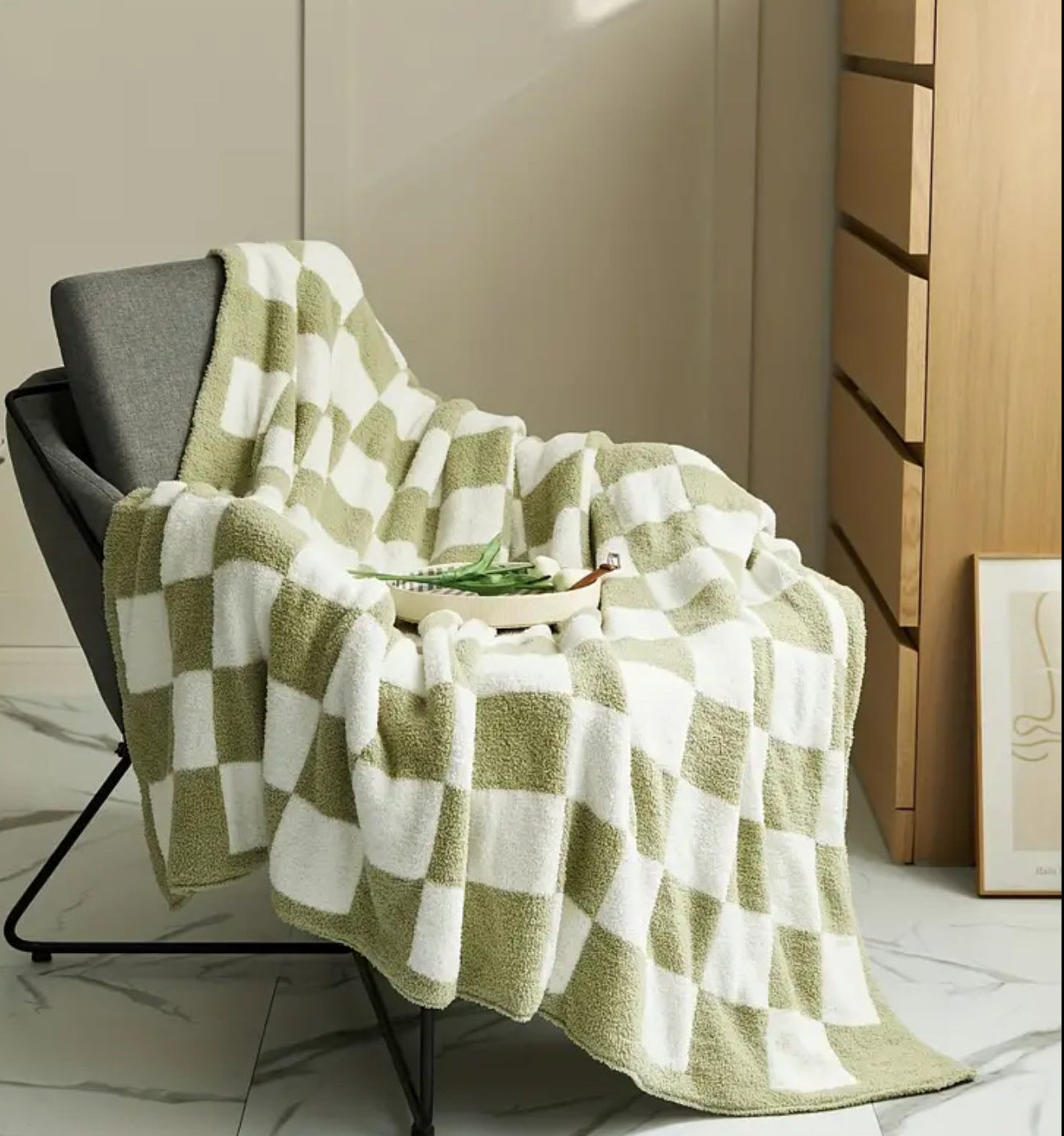 Blankets & Cozy Comforts